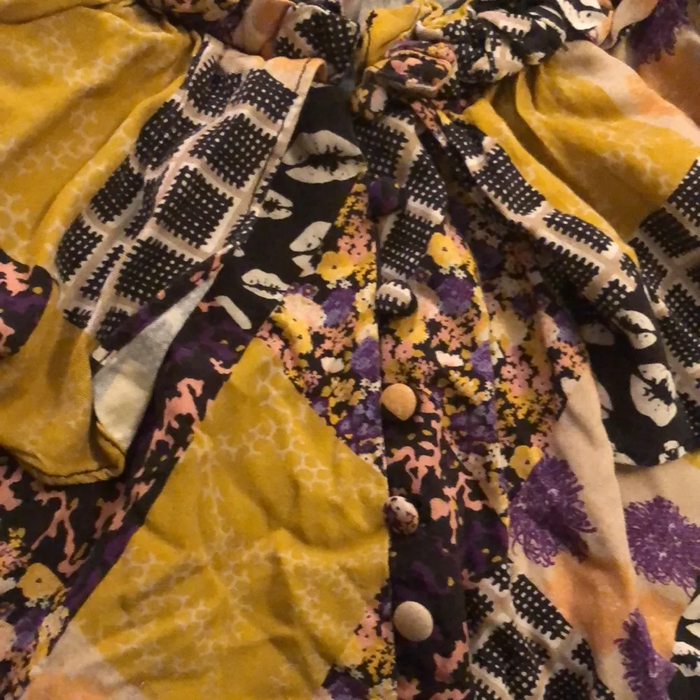 May Blouse Patchwork Ruffles Abstract Pattern Geometric sz M - Image 7