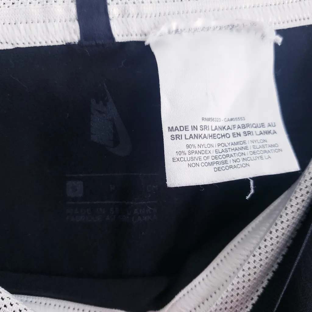 Nike Athletic Mesh Leggings - Image 8