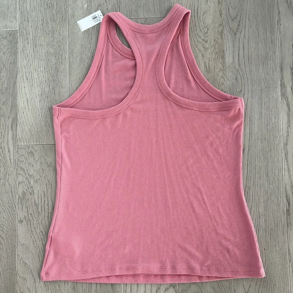 Old Navy Ultralight Racerback Tank Top Pink Large New - Image 4