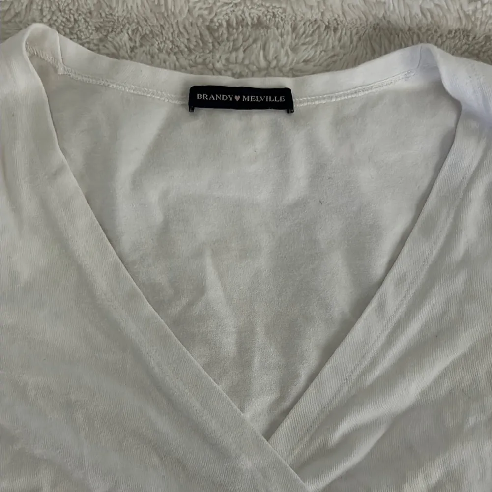 Brandy Melville  amara top - Image 2