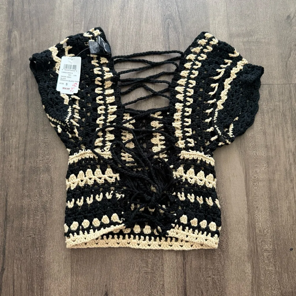 NWT WINDSOR CROCHET TOP - Image 2