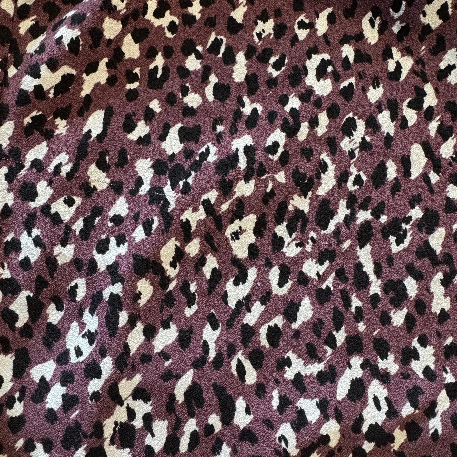 Torrid SZ 1 (1X-Large) Taper Crepe Pants Stretch Leopard Hi-Rise Pleated Purple - Image 10
