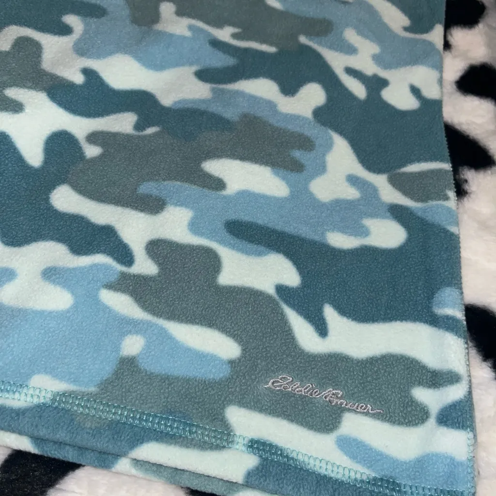Eddie Bauer Blue Camo Quarter-Zip Sweatshirt - Image 3