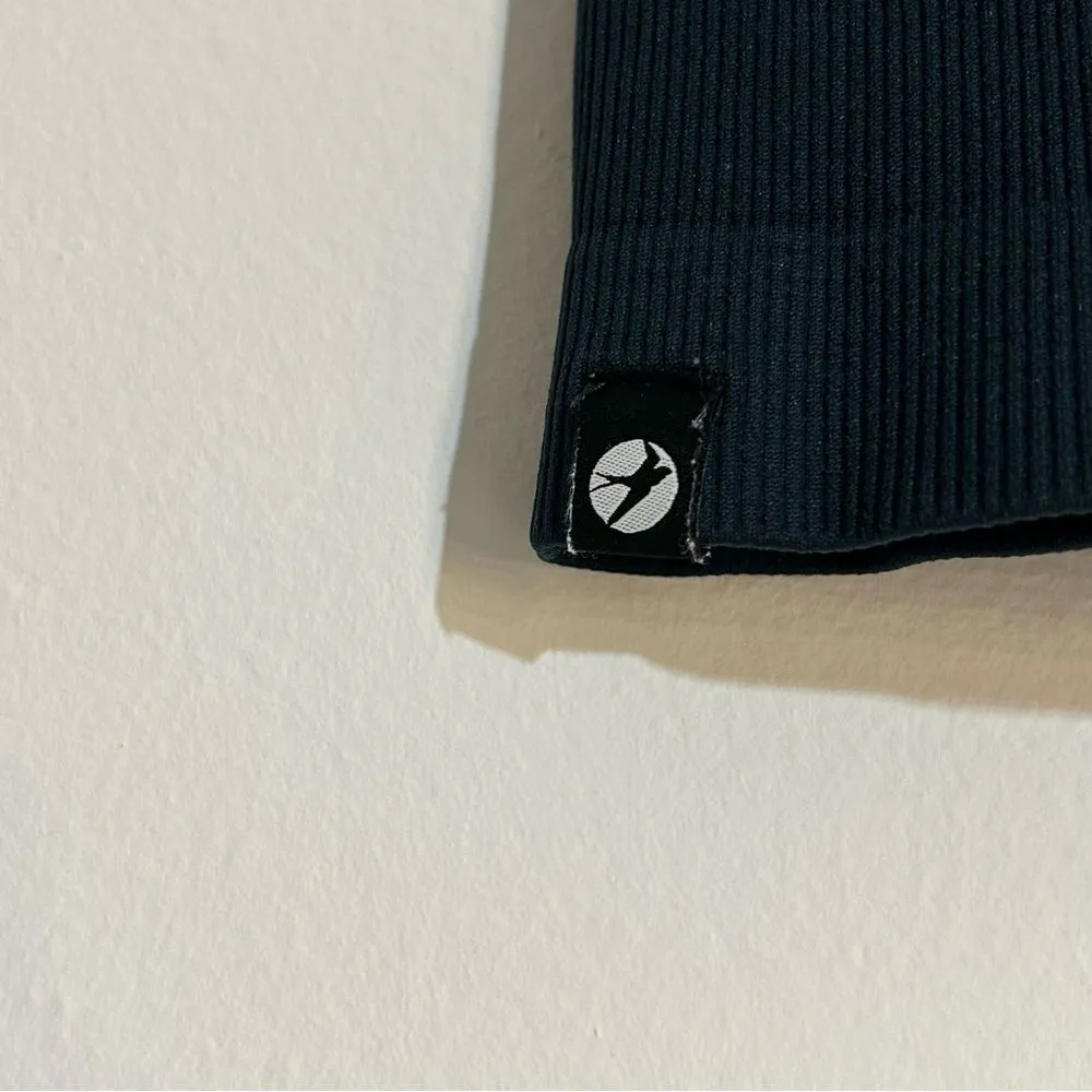 Oiselle Running Seamless Ribbed Flyte Shorts Ink Blue Size Small - Image 2