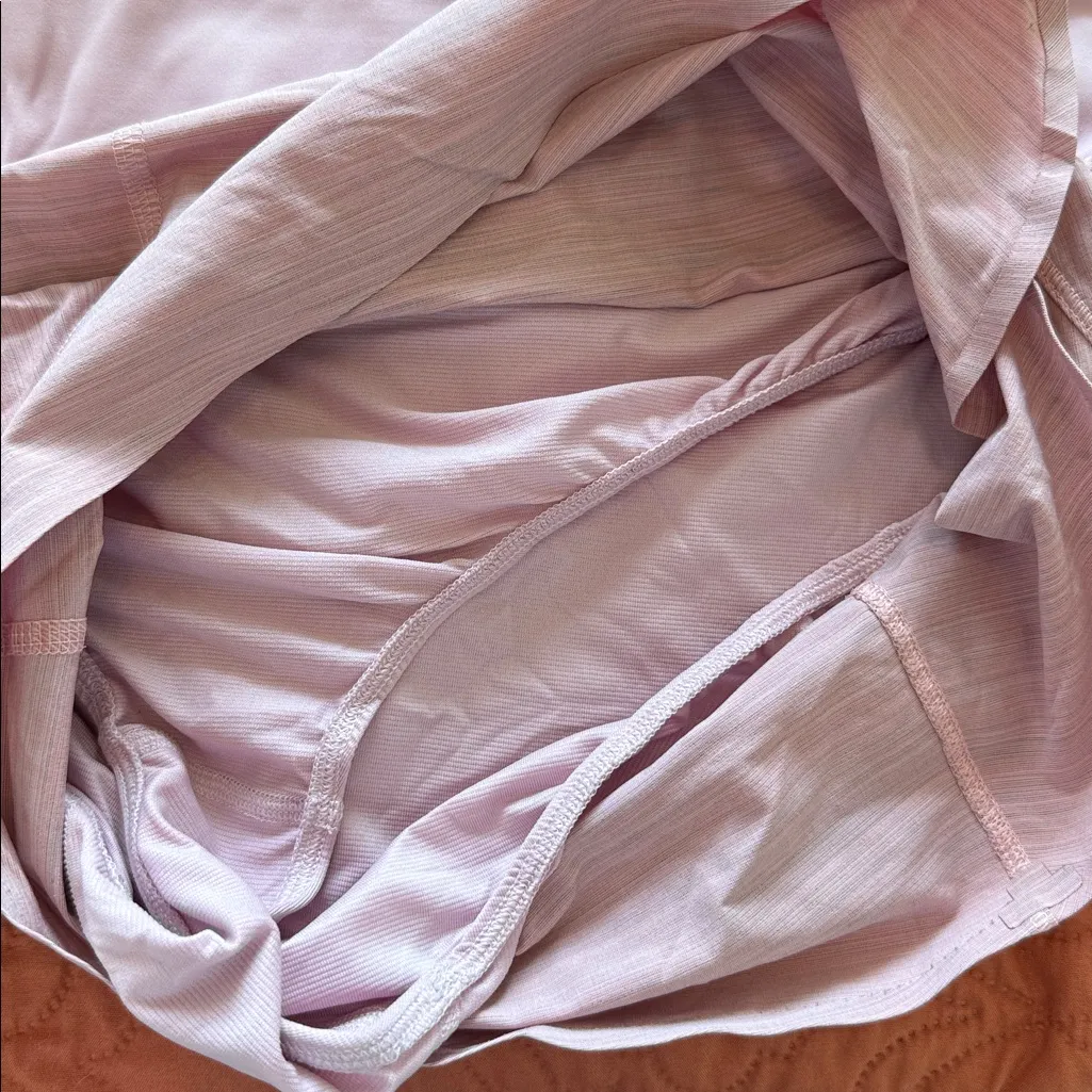 Athleta Run With It Textured 3.5” Short Large - Image 6