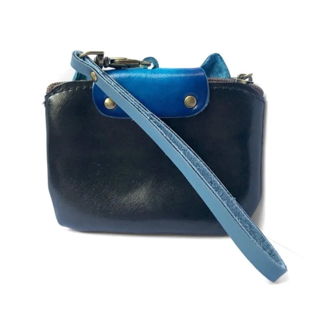 Genuine Leather Wolf Wristlet Blue - Image 4