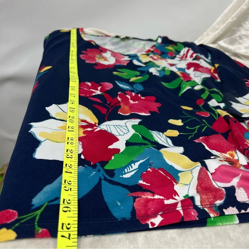 The Pioneer Woman xxl V Neck Navy Floral Print Top Blue - Image 6