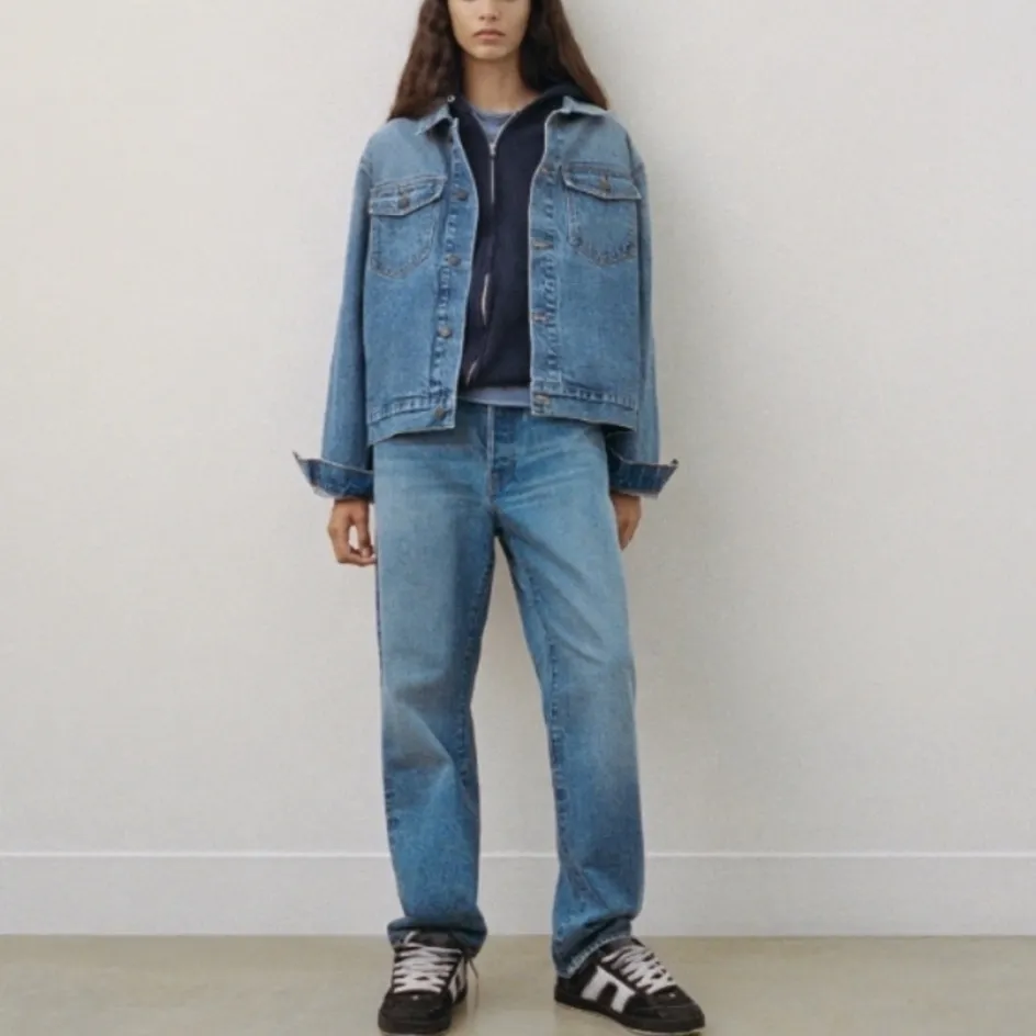 Madhappy X Guess The Boyfriend Jeans Collaboration in Light Wash Sz 26 NWT - Image 2