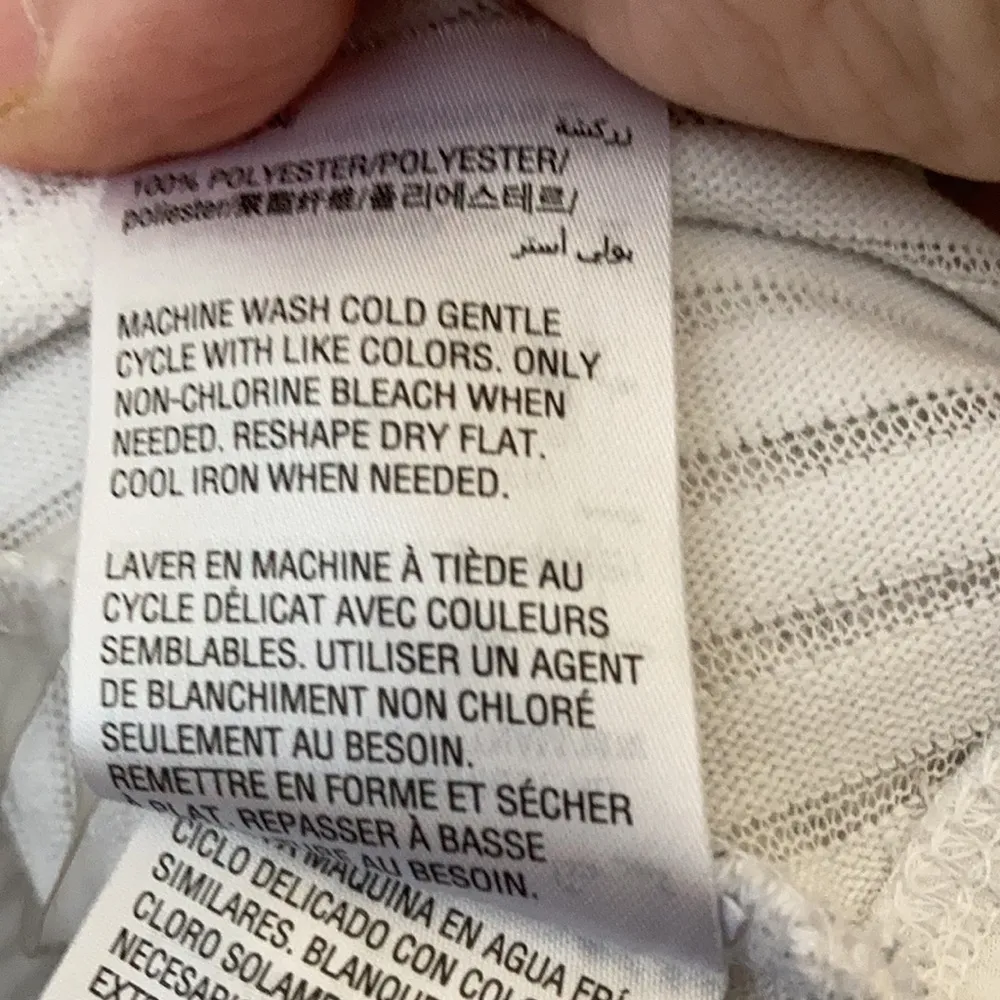 FINAL MARKDOWN I.n.c cardigan xl - Image 4