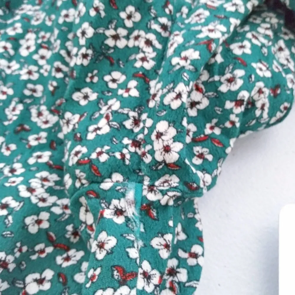 Skylar + Madison Green Floral Mini Dress Tie Front Size L - Image 8