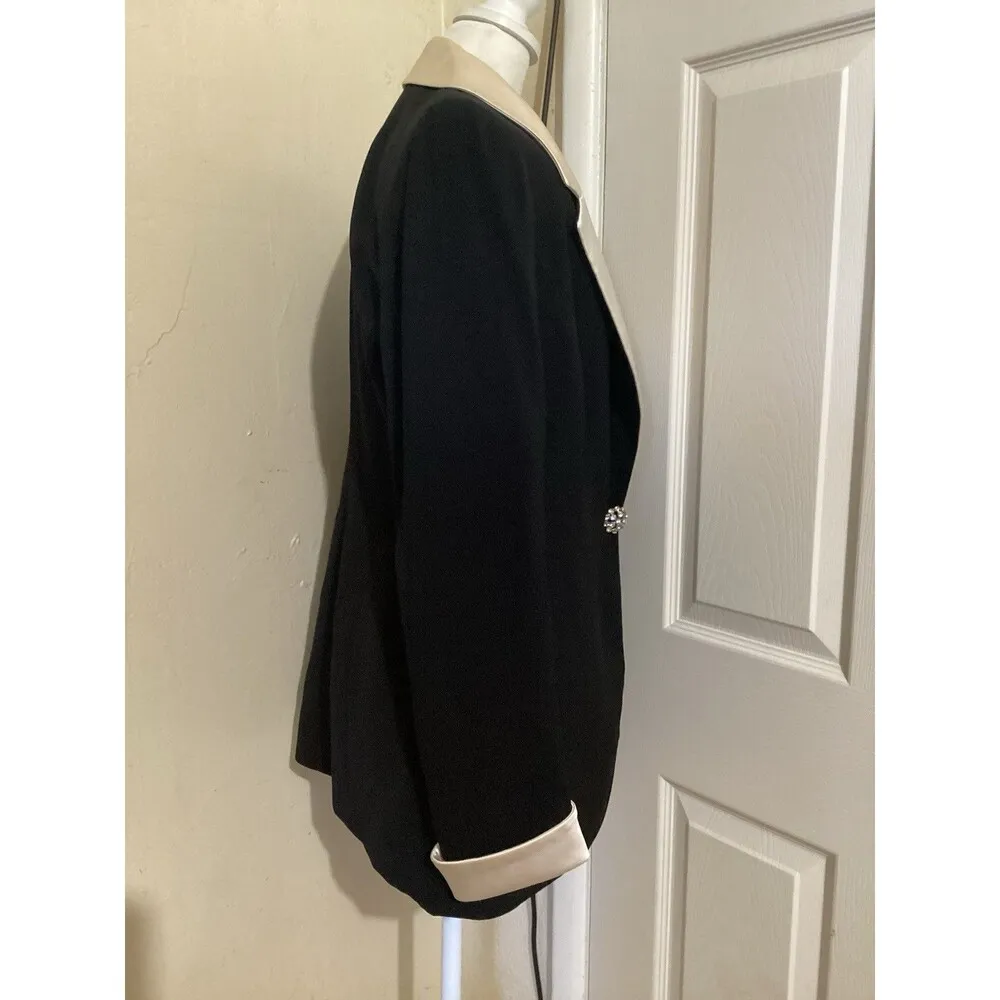 Sunny Choi Black Cream Womens Tuxedo Blazer Jewel Button 10 - Image 3