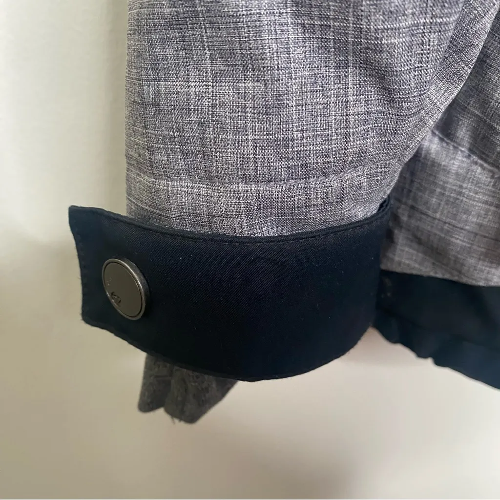 Roxy Rydell Floral Gray Snowboard Ski Jacket - Image 3