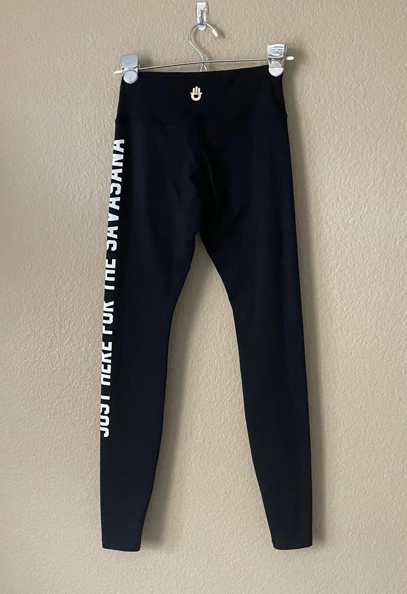 just here for savasana legging - Image 4