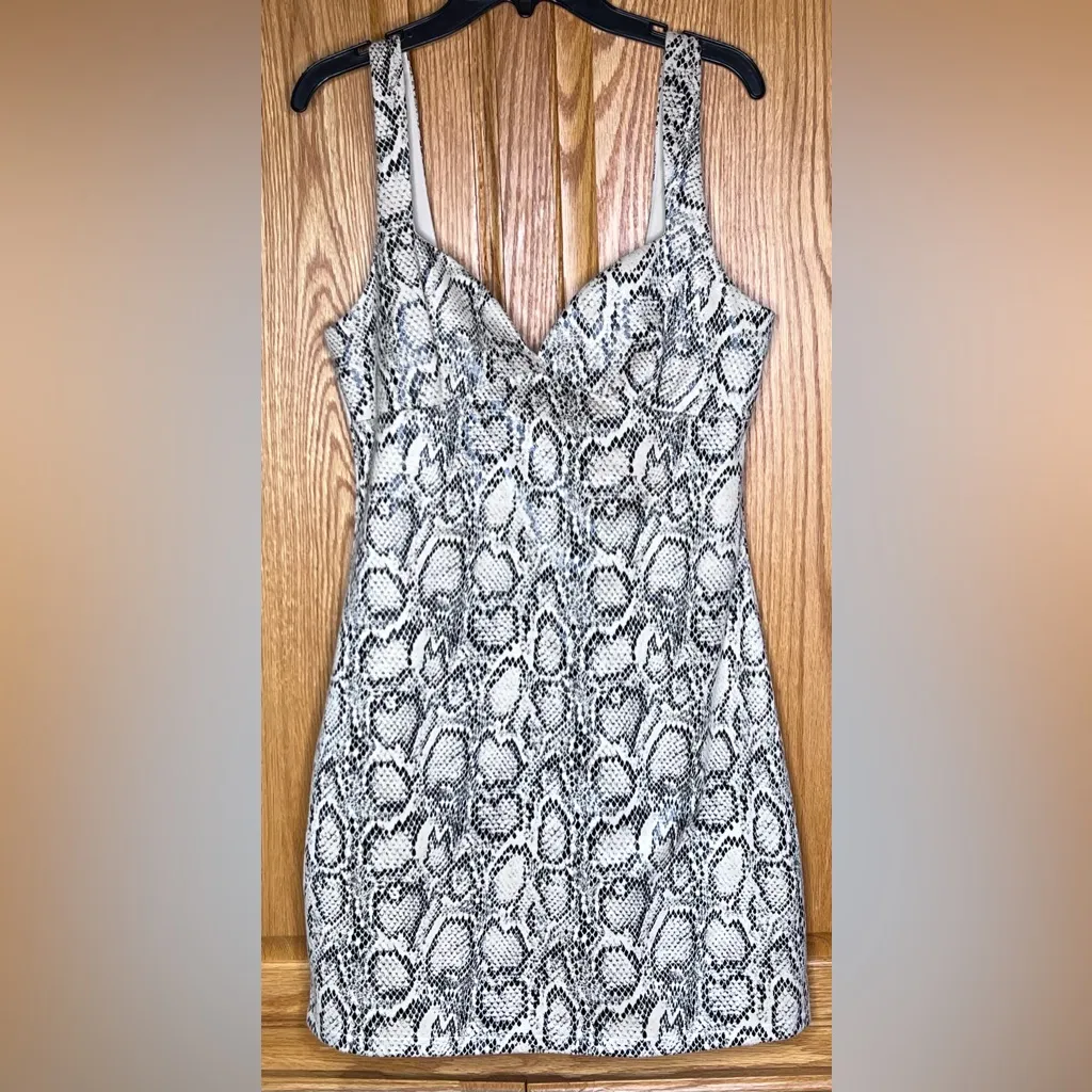 ZARA‎ Animal Print Snakeskin Faux Suede Mini Dress Black & Ecru Size Medium - Image 10