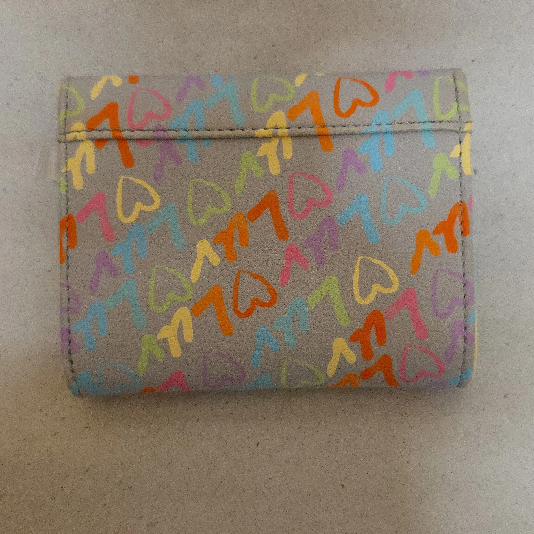 Colorful Heart Print Luv Betsey Johnson Wallet Like New! - Image 7