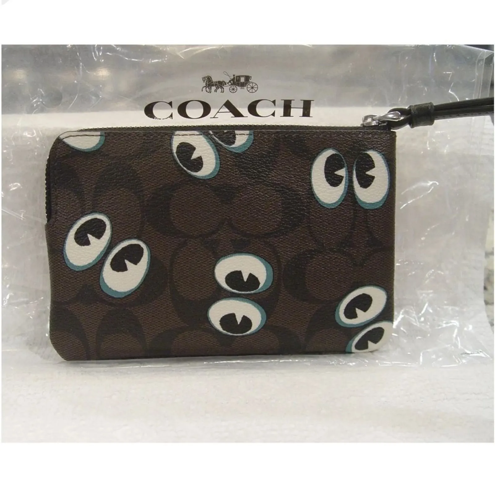 COACH Corner Zip Halloween Eyes Wristlet New with Tag MSRP $199 SOO very rare - Image 3