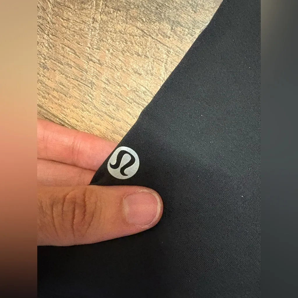 Lululemon Black High Times Crop Tech Mesh Leggings Size 6 - Image 5