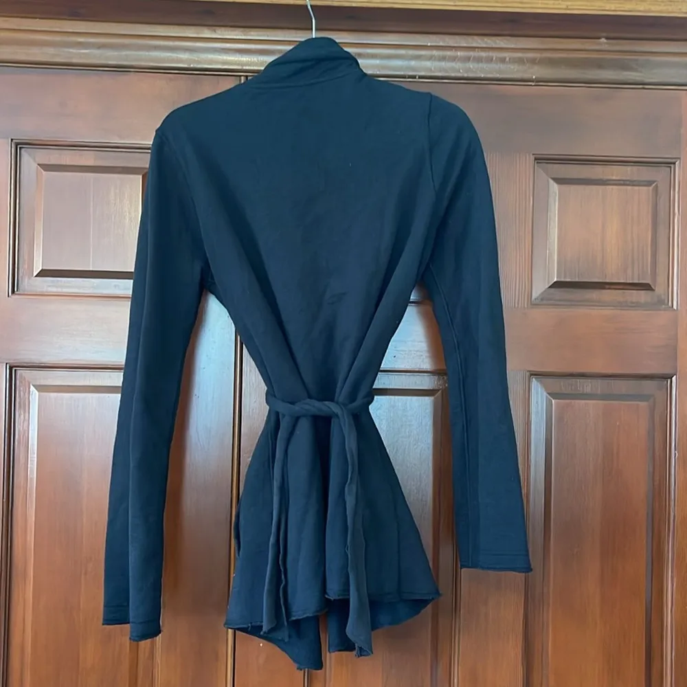 Lucky brand, black wrap, cardigan, knit, jacket, size medium - Image 4