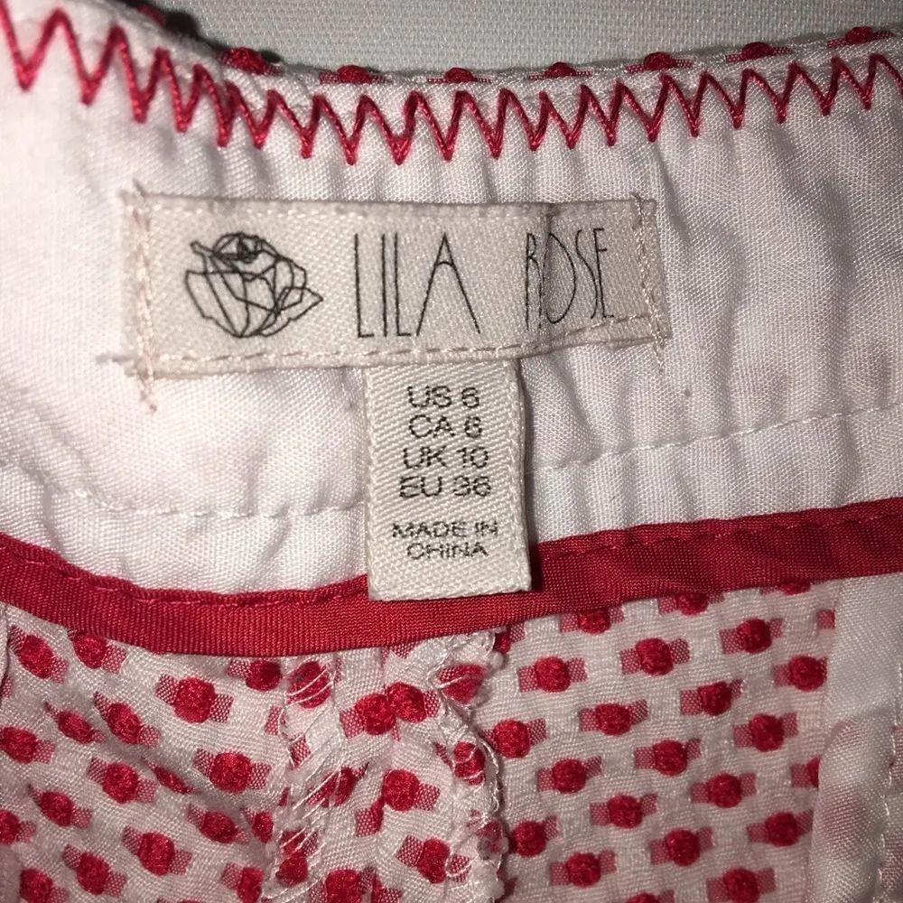 Lila Rose Scalloped Hem Shorts Size 6 Red - Image 5