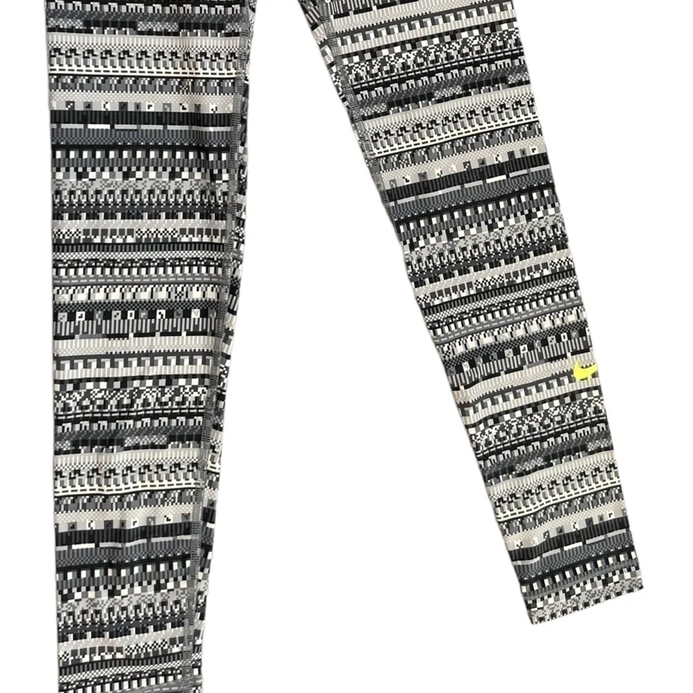 Nike Pro‎ fair isle pattern athletic sport yoga leggings pants - Image 3