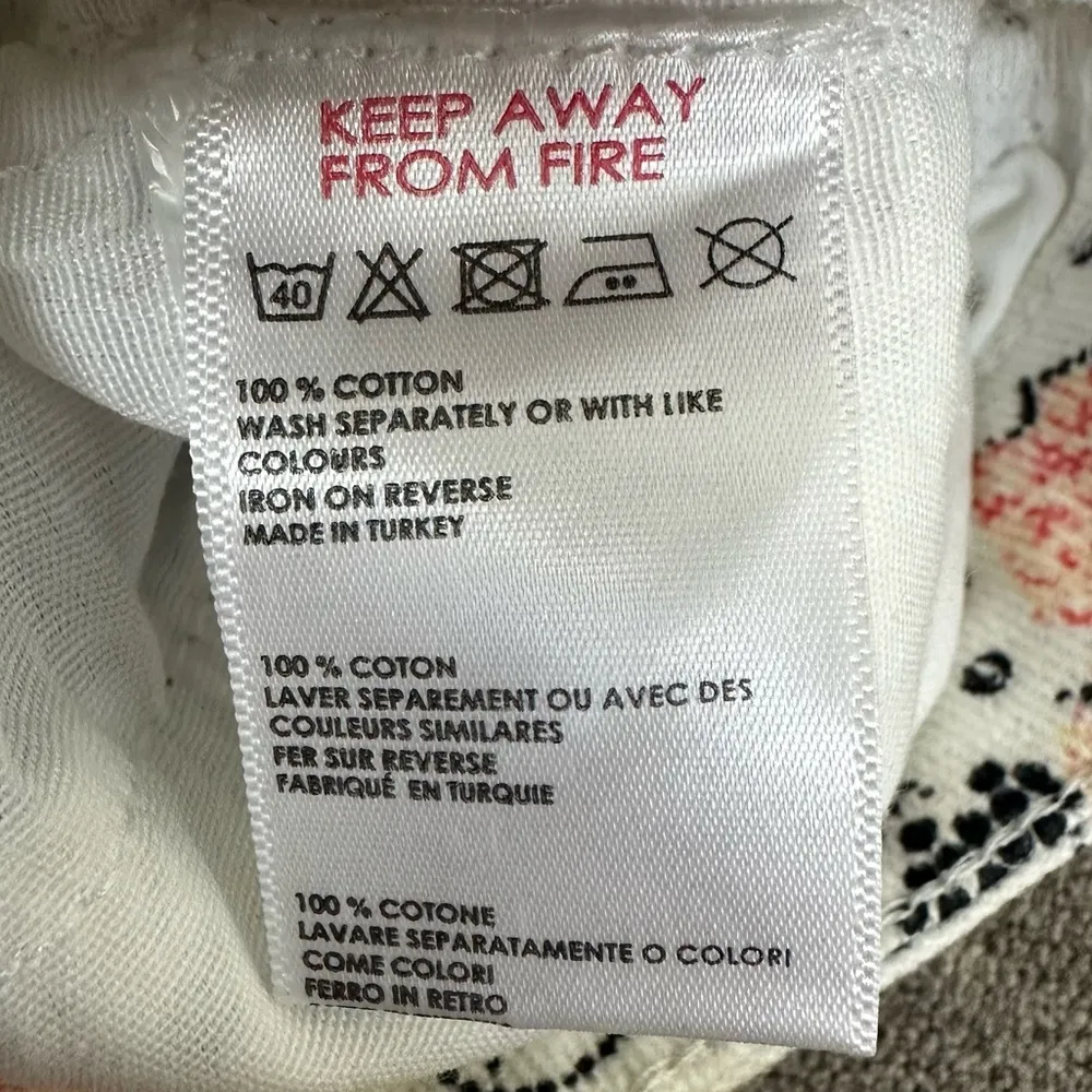 BDG Urban Outfitters Denim Shorts - Image 4