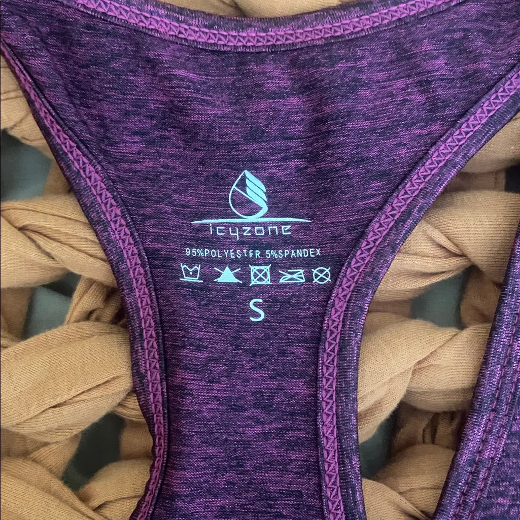 Icyzone Women's Tank Top - Image 2