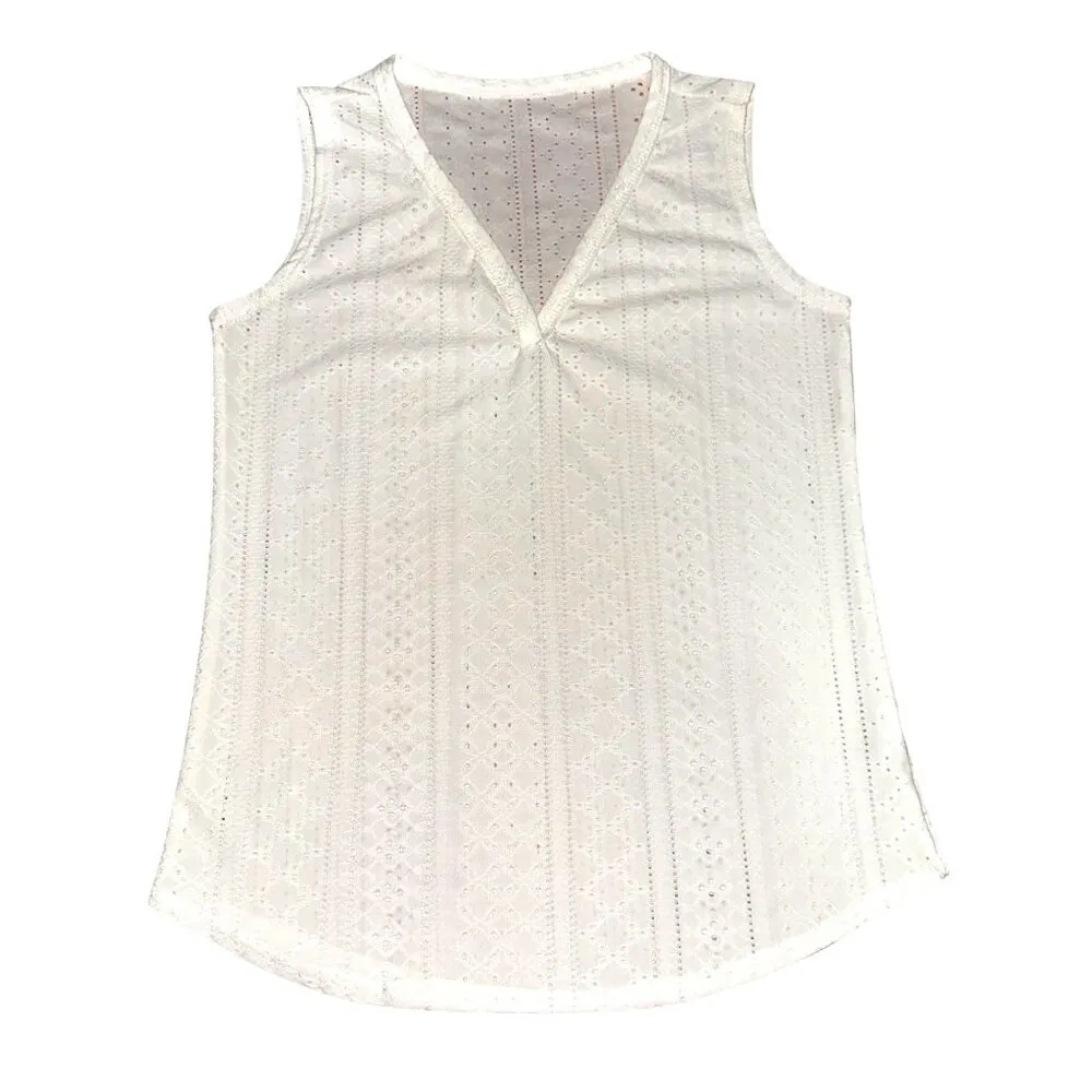 Medium White Sleeveless V Neck Top Eyelet Pattern Polyester Rayon Spandex Blend Size undefined - Image 5