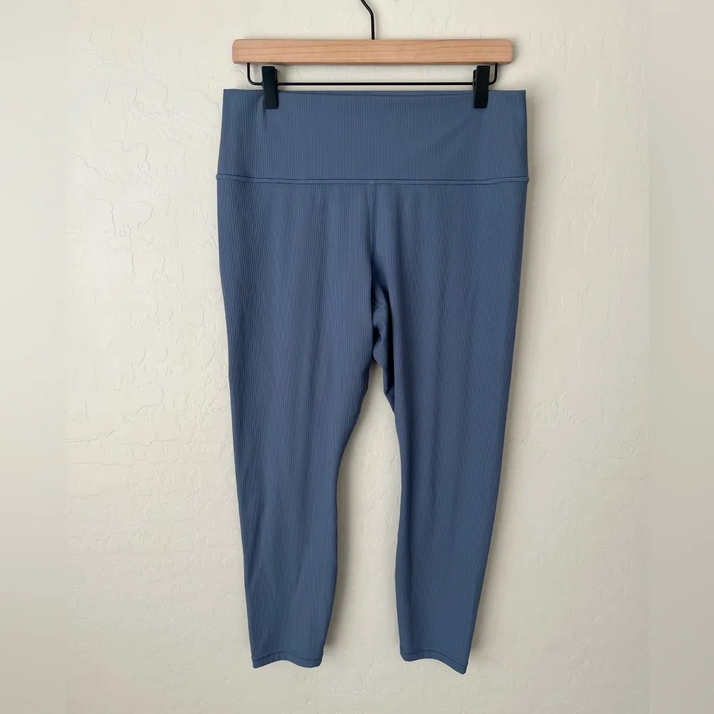 Athleta transcend ribbed leggings 7/8 length large - Image 8