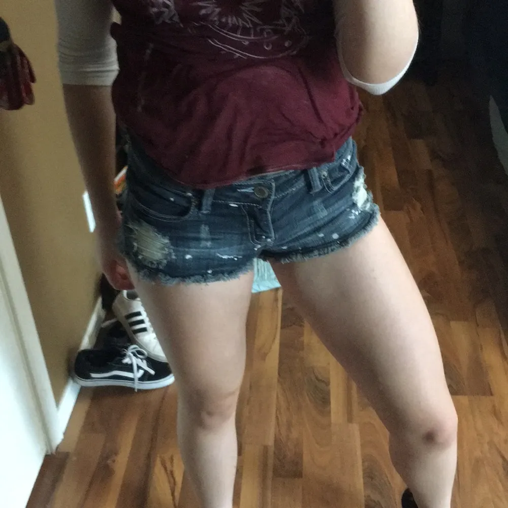 Super cute jean shorts - Image 2