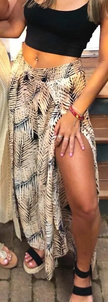 Billabong Flowy / Slit Leg Pants - Image 4