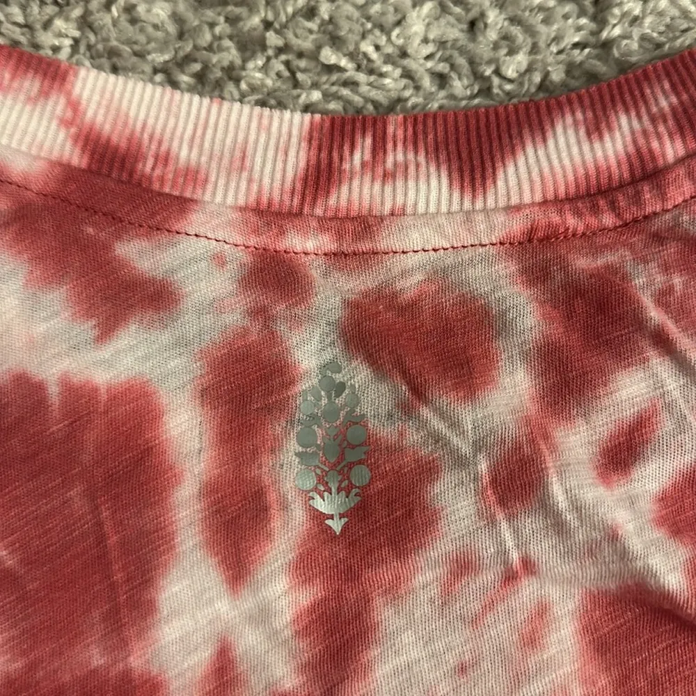 Free People Movement red and white tie dye cropped muscle tank Sz S - Image 4