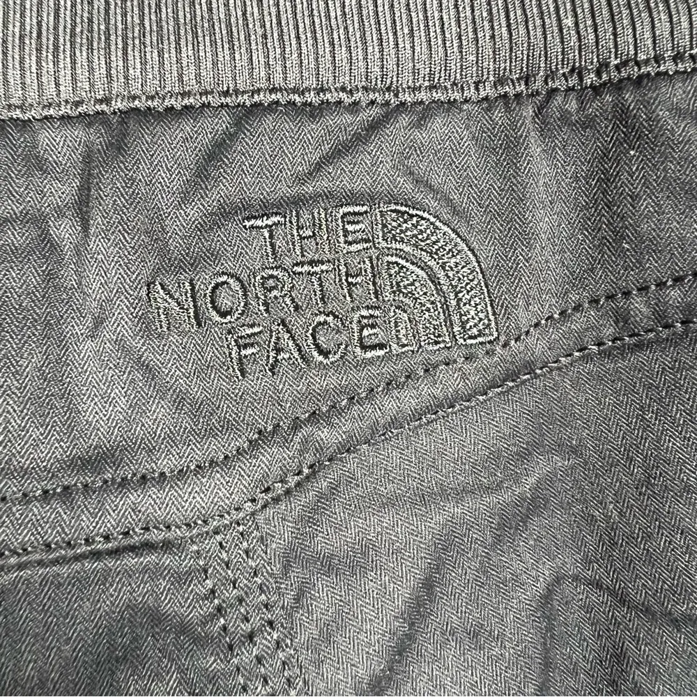The‎ North Face Black Aphrodite 2.0 Capri Pants - Image 5