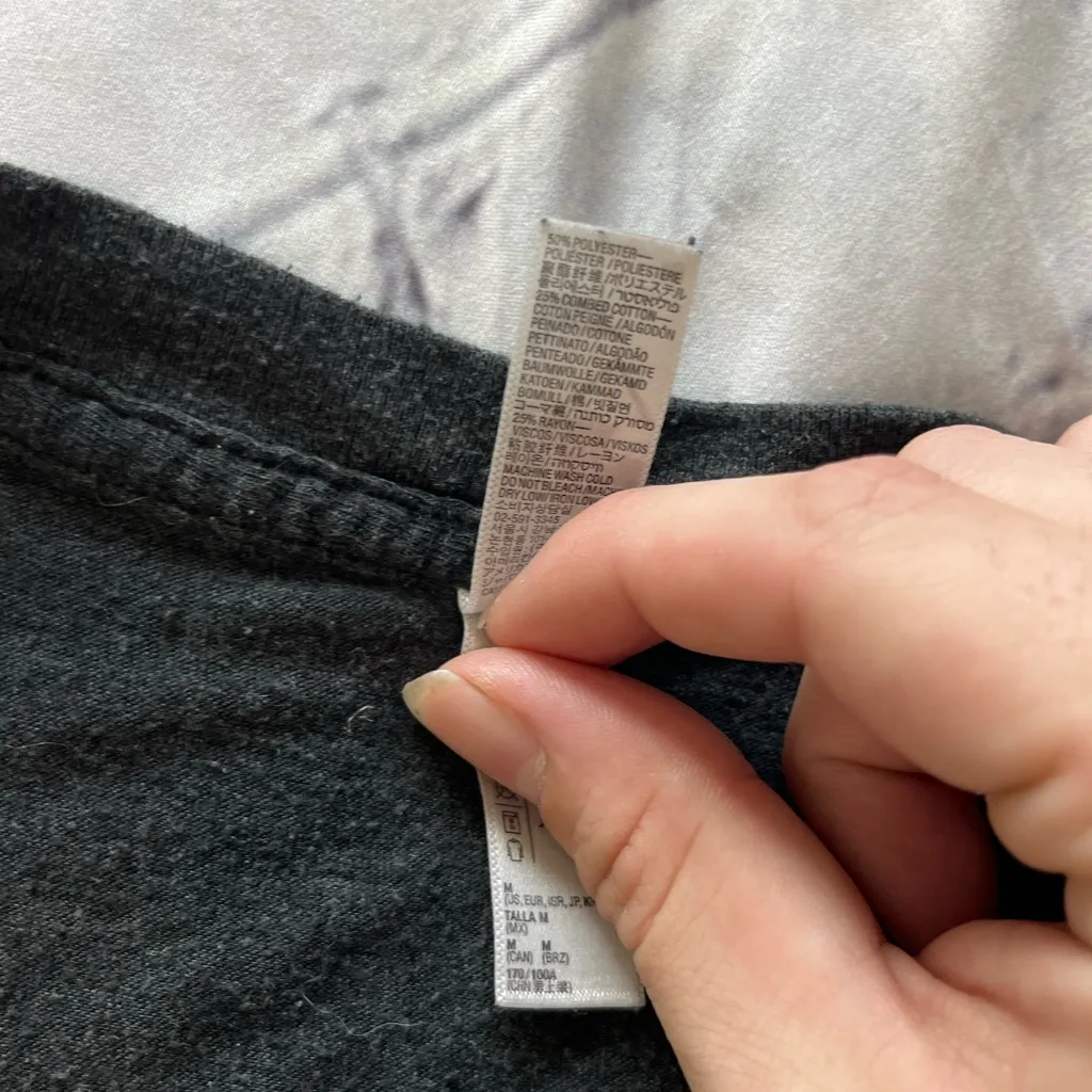 American Apparel Bee Graphic Tri-Blend V-Neck T-Shirt Black Gold Women’s Medium - Image 13