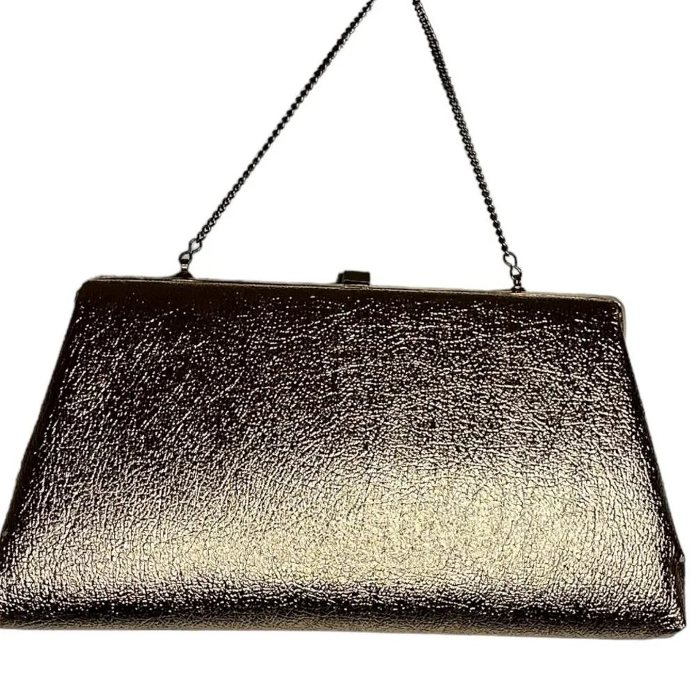 Vintage Purse with Chain Strap‎ - Image 4