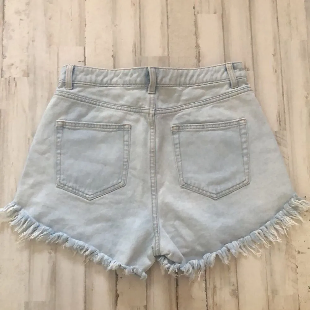 Wild fable high waisted shorts size 6 run big - Image 3