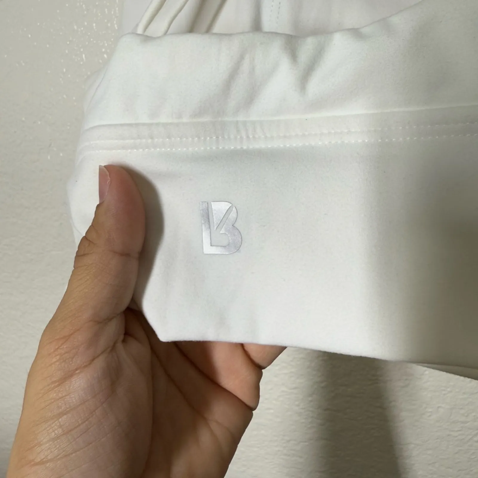 NWOT BuffBunny Rosa Sports Bra Size XS - Image 8