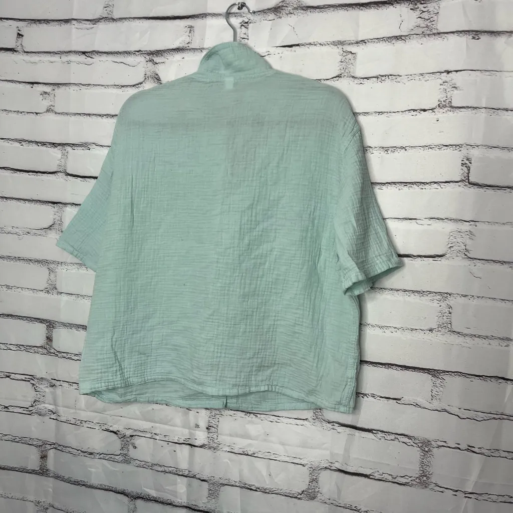 Stars Above Mint Green Gauze Button Front Shirt Women’s Small Short Sleeve - Image 9