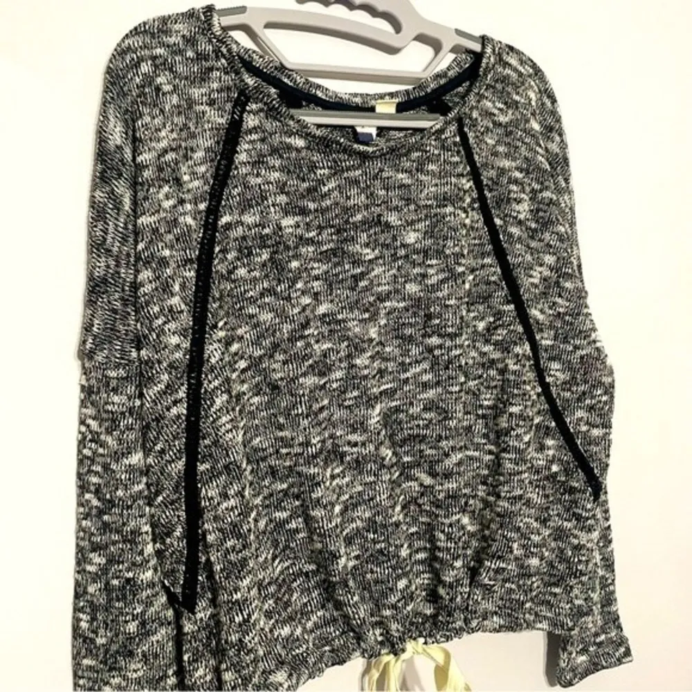 ROXY Loose Ends Top Black Space Dye Sweater Size Medium - Image 2