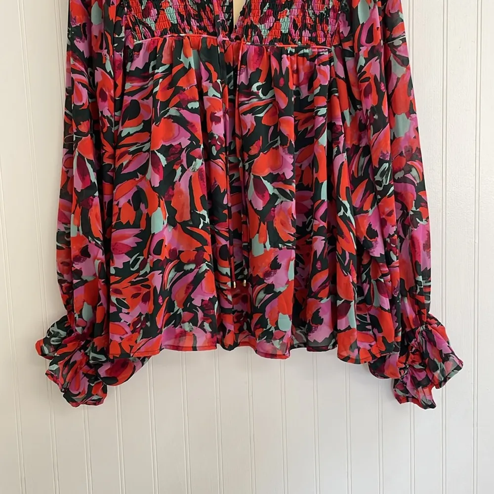 ENTRO On Repeat Red Dahlia Abstract Floral Shirred Puff Sleeve Blouse Size L NWT - Image 7