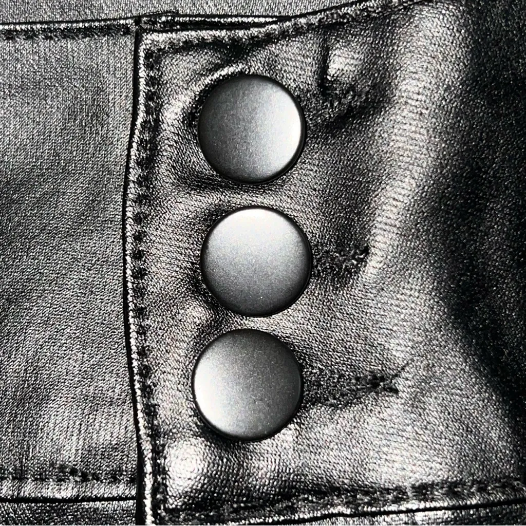 SheIn  Black Curve Leggings - Image 4