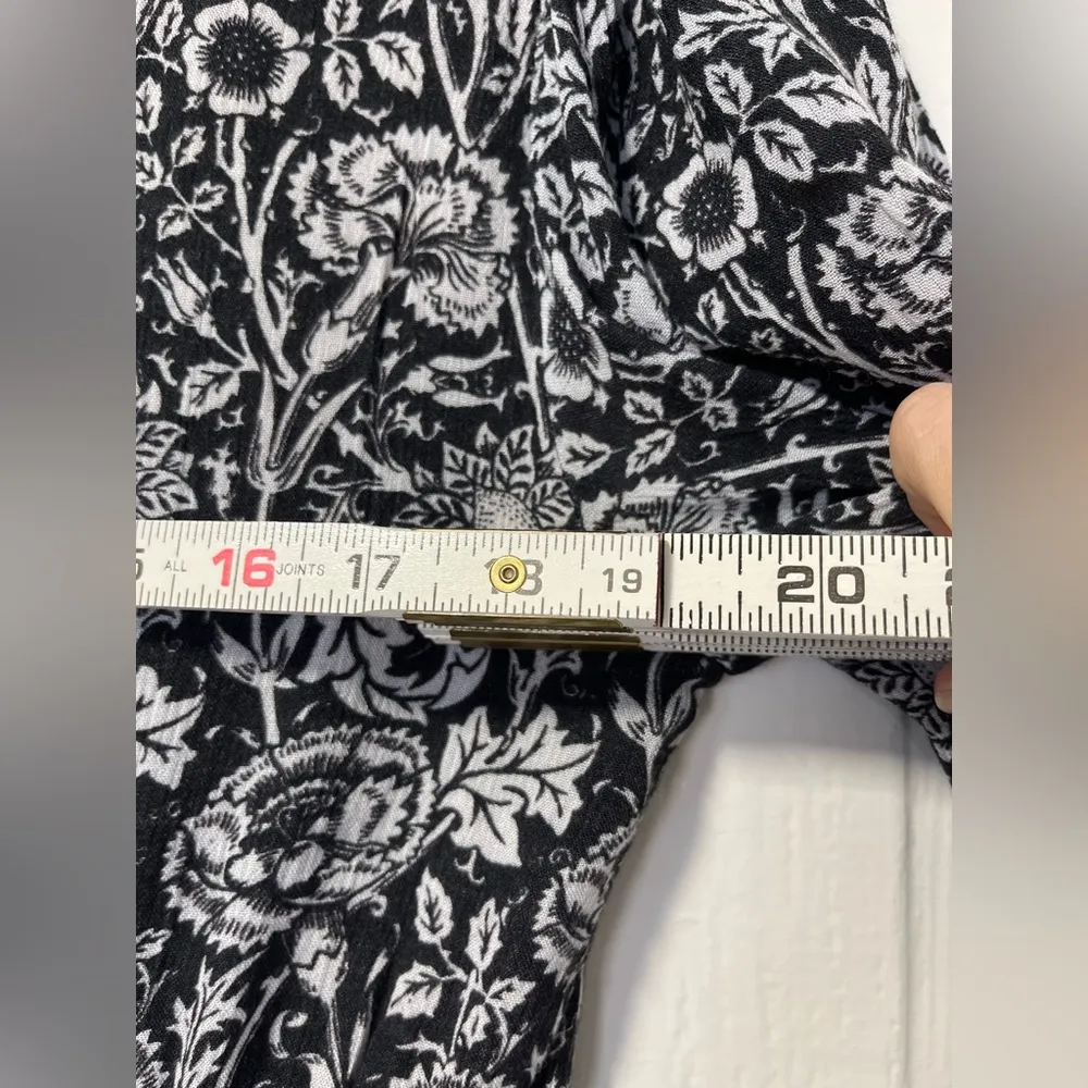 Celina moon square neck black & white floral flowy midi cottagecore dress Size L - Image 6