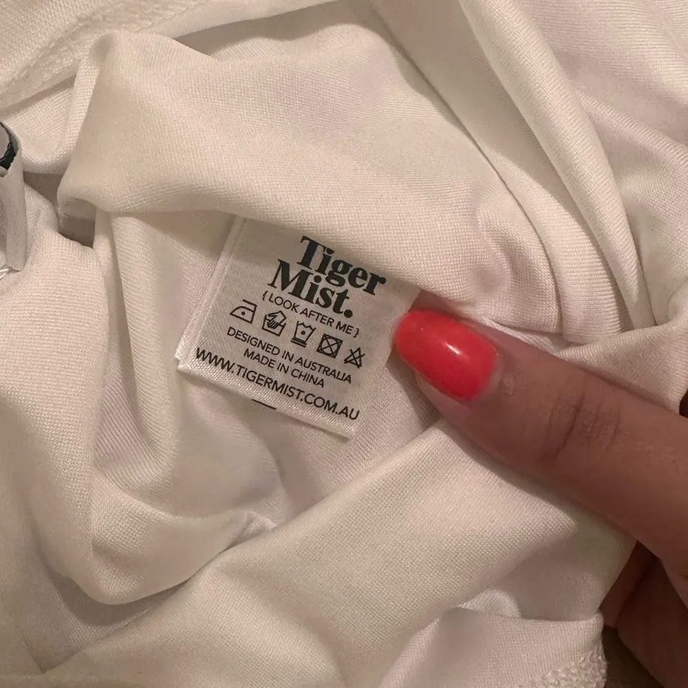 Tiger Mist  White Corset Top - Image 5