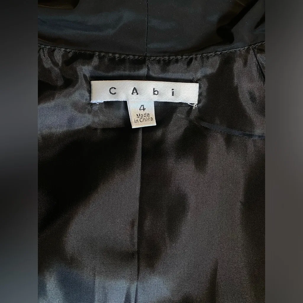 CAbi Tuxedo Vest Silky Ruffled Collar V-Neck 1 Button Cinched Waist‎ Blazer Sz 4 - Image 8