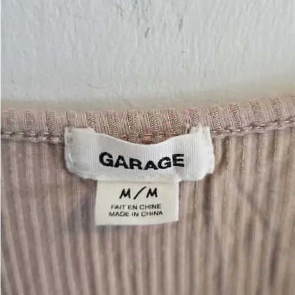 Garage Taupe Ribbed Top - Image 10