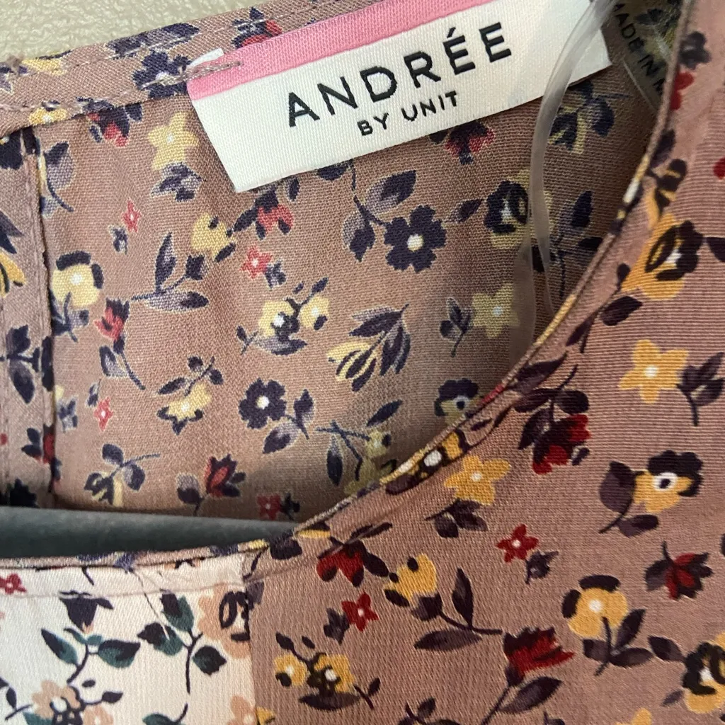 Andree by unit sienna babydoll blouse size medium - Image 4