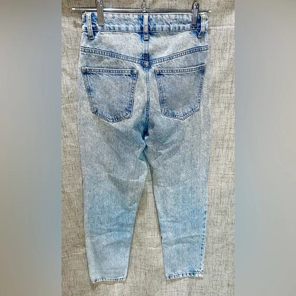 Cotton On Light washed Blue Denim Mom Jeans - Image 4