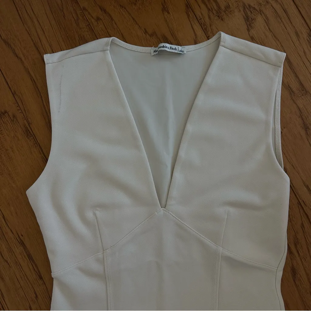 Abercrombie & Fitch Off-White Cream Women’s Large Vneck Corset Bodysuit - Image 2