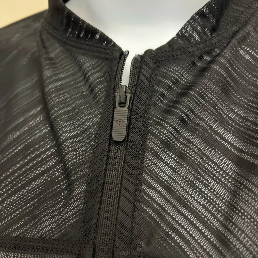 🖤 Lululemon Lab Haze Jacket – Black | Size: 19” P2P | Cinch Waist Mesh | Rare - Image 3