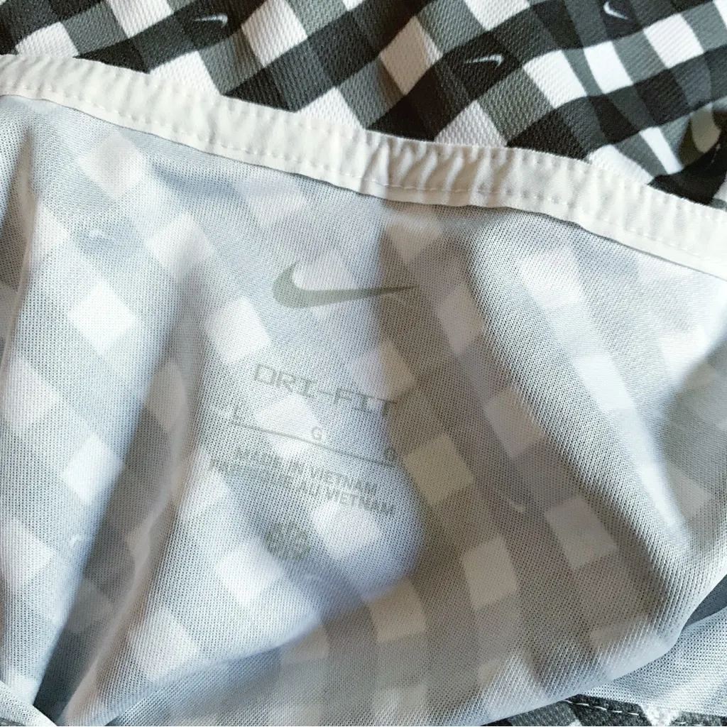 NIKE Women's Sleeveless Gingham Swoosh Golf Polo L - Image 4