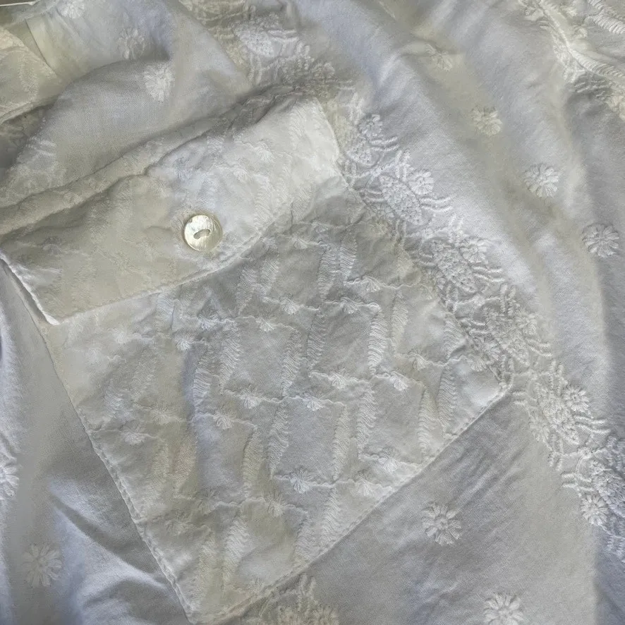 Sundance White Embroidered Short Sleeve Button Up Shirt Women's Medium - Image 3